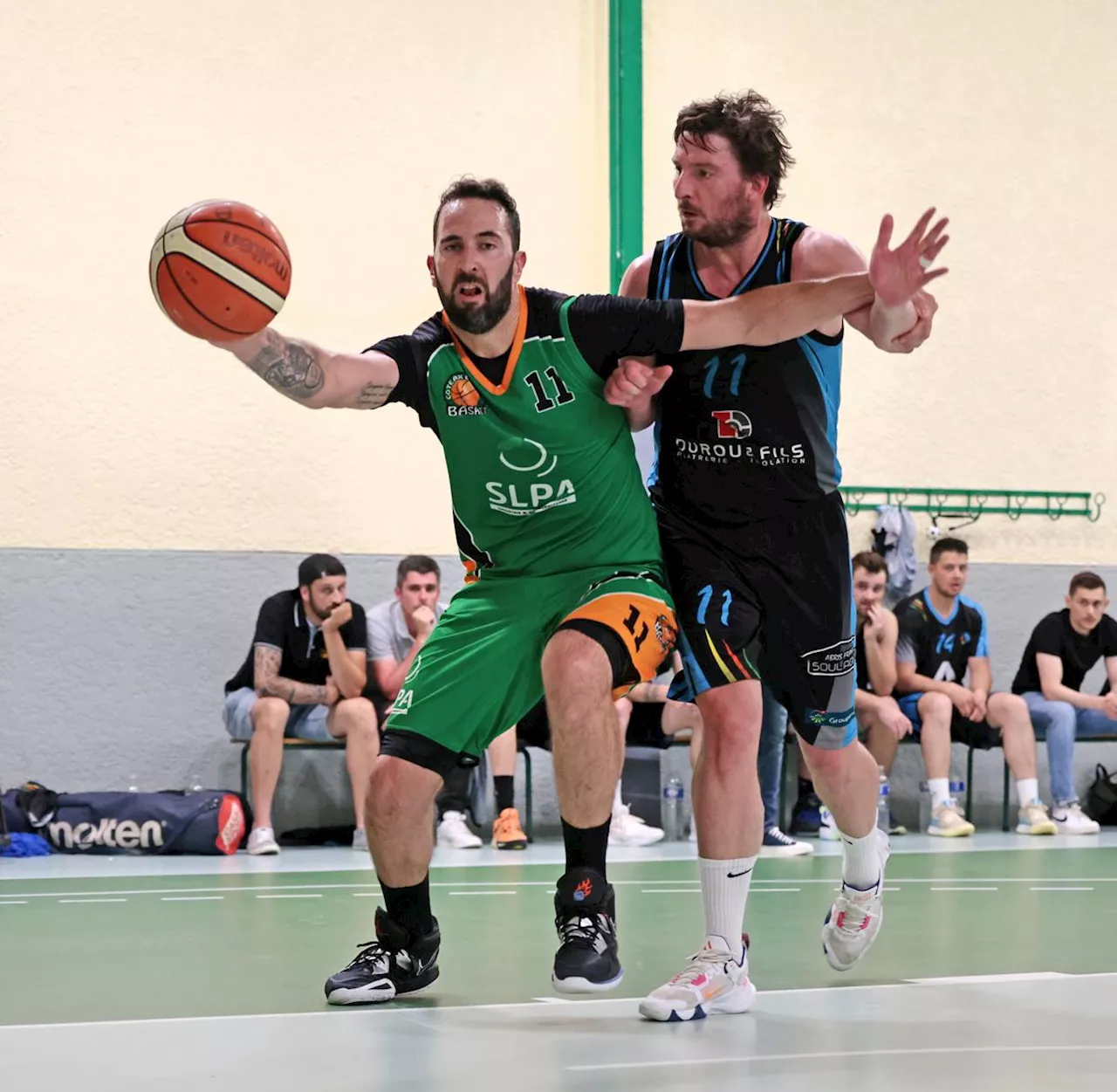 Basket (Nationale 3) : Coteaux du Luy échoue à une marche du titre, battu par Saint-Vallien