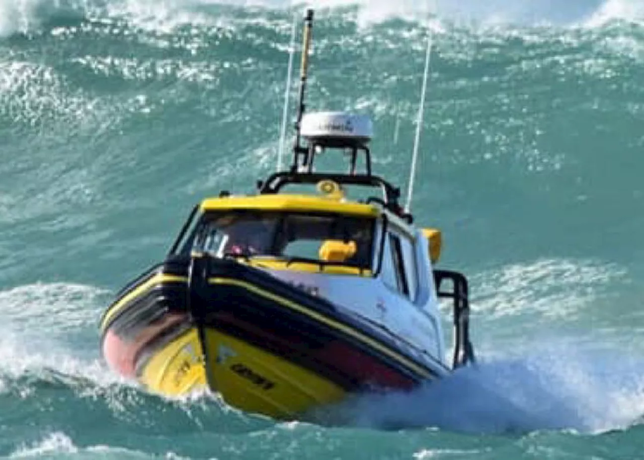 Search for missing 11 fishermen off Cape Town called off