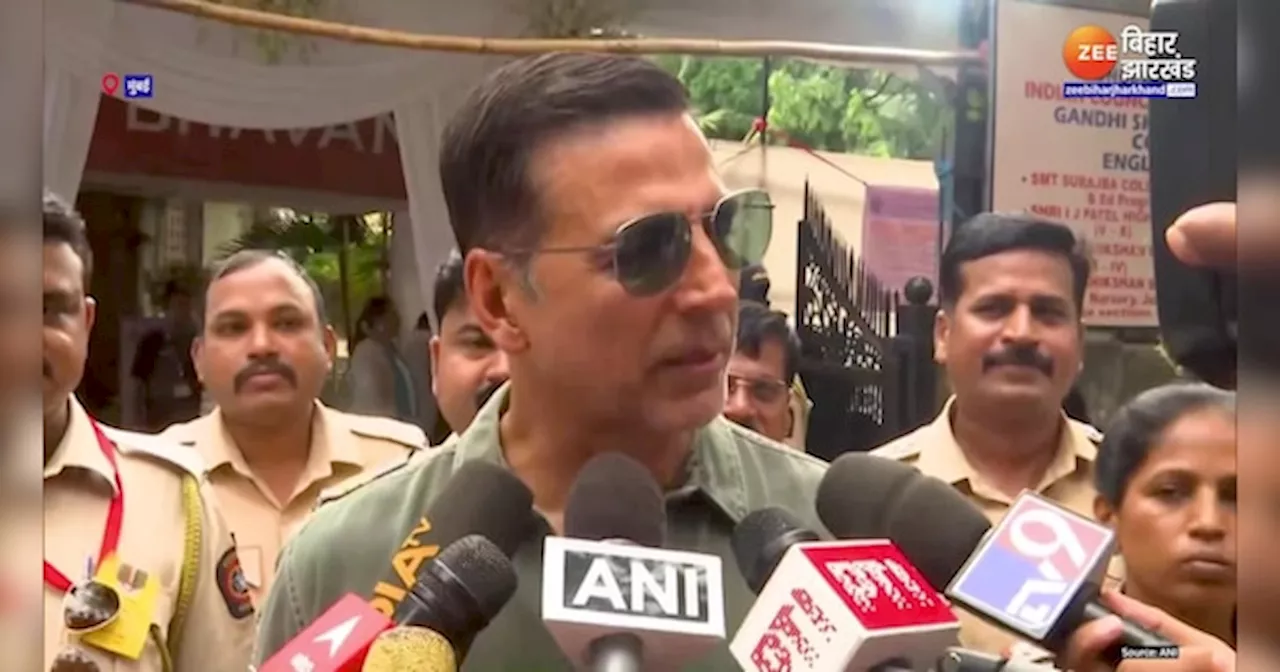 भारतीय नागरिकता मिलने के बाद Akshay Kumar का पहला वोट, की वोटिंग की अपील