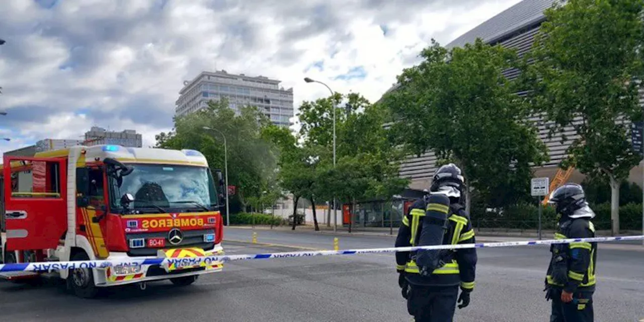 Una fuga de gas provoca el corte del paseo de la Castellana y los trenes de la L10 de Metro no paran en San...