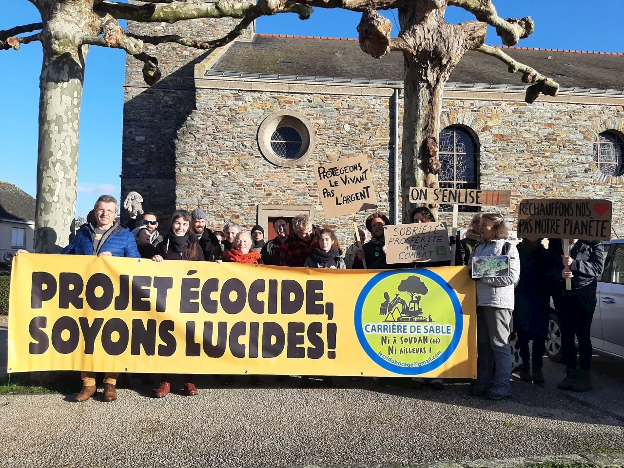 Loire-Atlantique : une manifestation contre un projet de carrière | L'Éclaireur de Châteaubriant