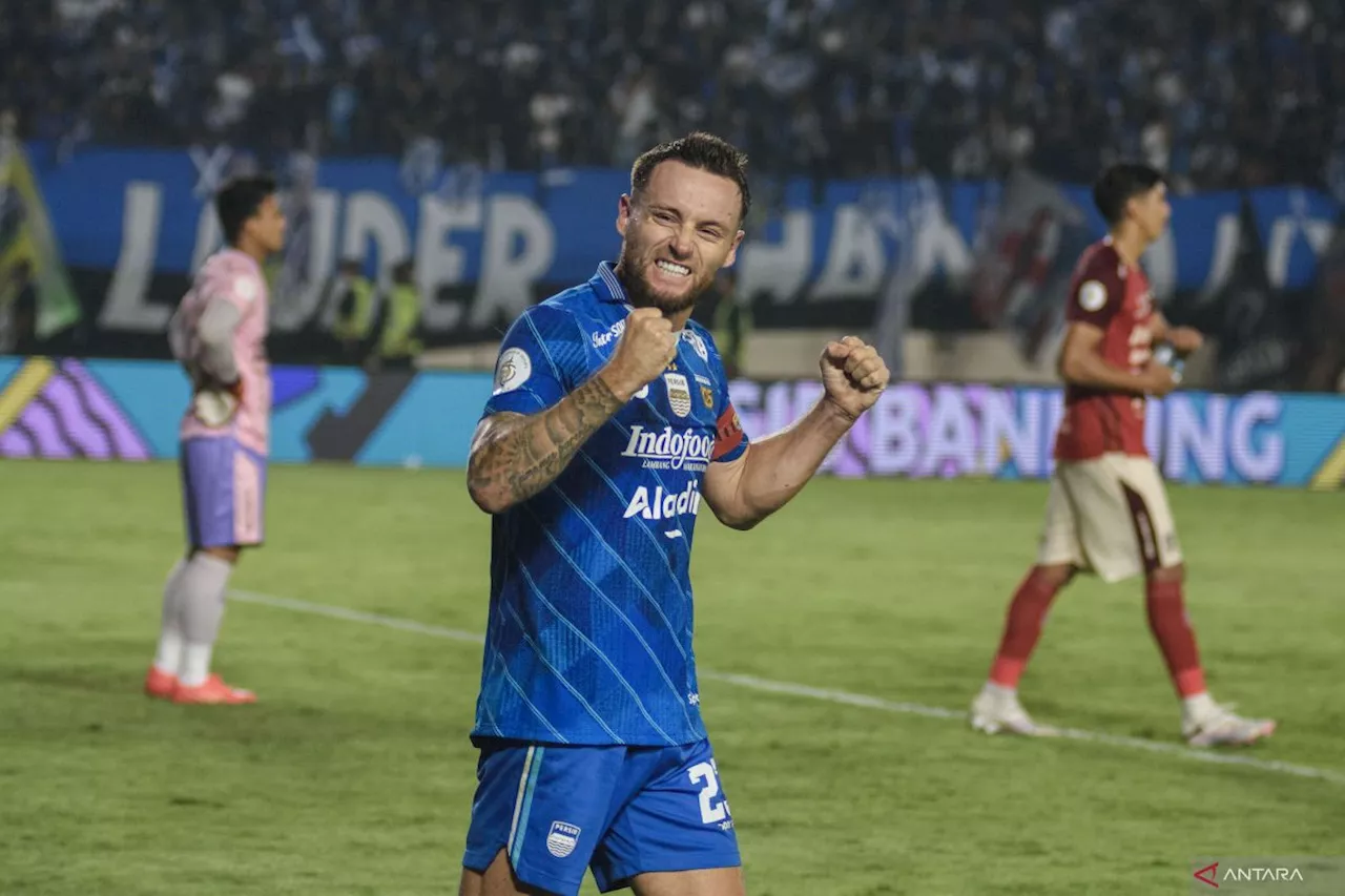 Berusia lebih muda, Madura United justru lebih dominan atas Persib