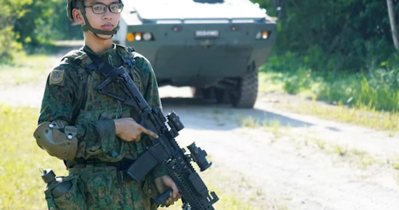 Singapore Army replaces SAW Ultimax 100 with new light machine gun