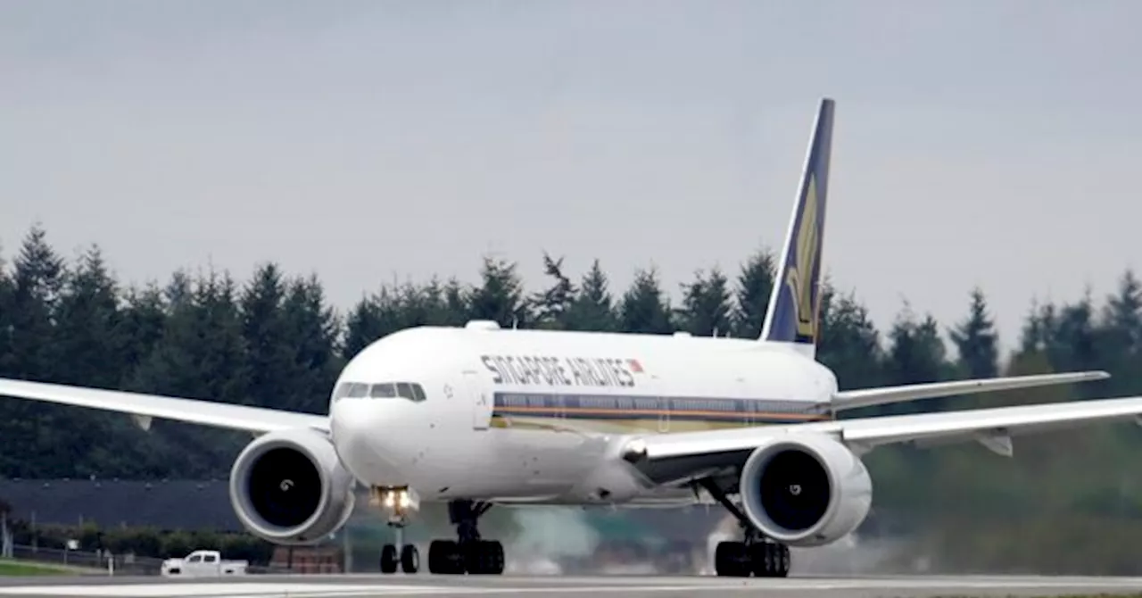 1 dead, others injured after London-Singapore flight hit severe turbulence, Singapore Airlines says