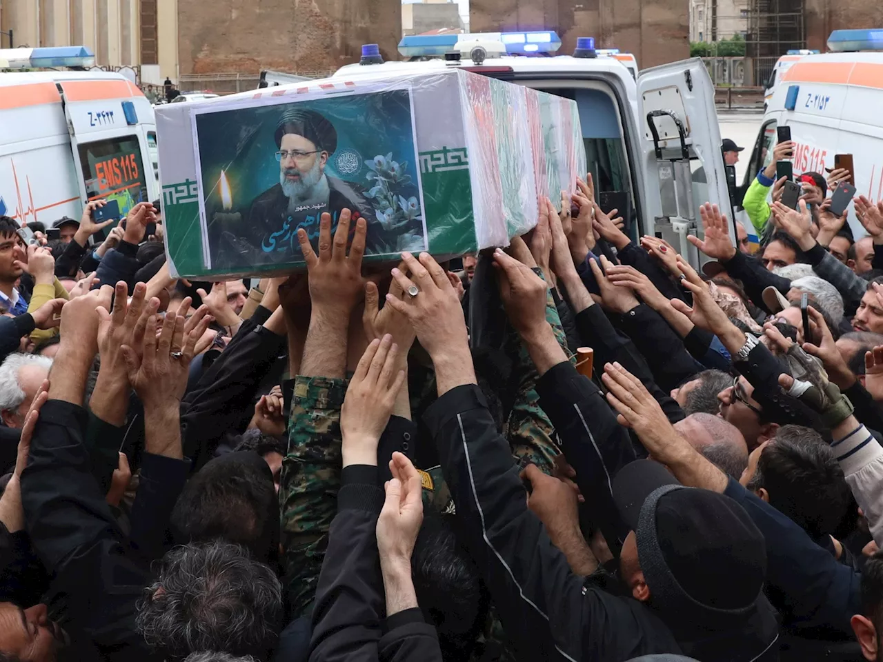 El funeral del presidente Ebrahim Raisi deja en evidencia una profunda grieta en Irán