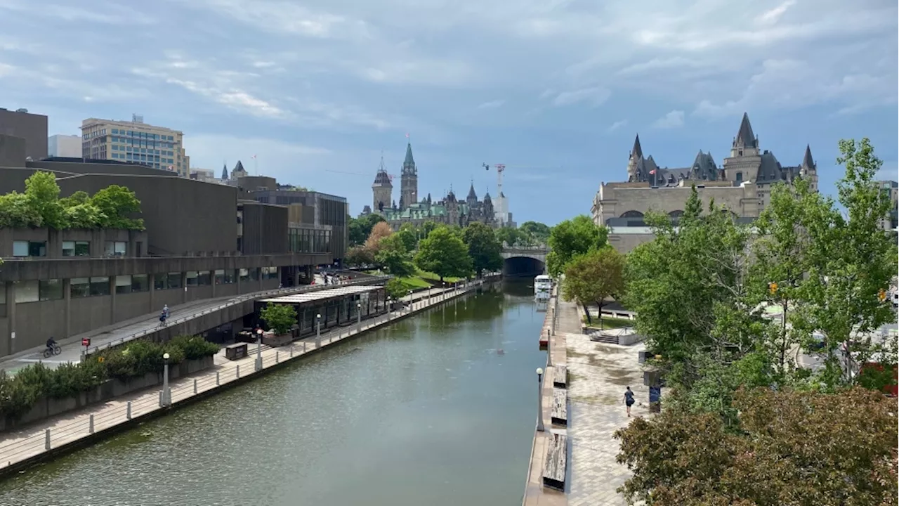 Severe thunderstorm warning in effect in Ottawa