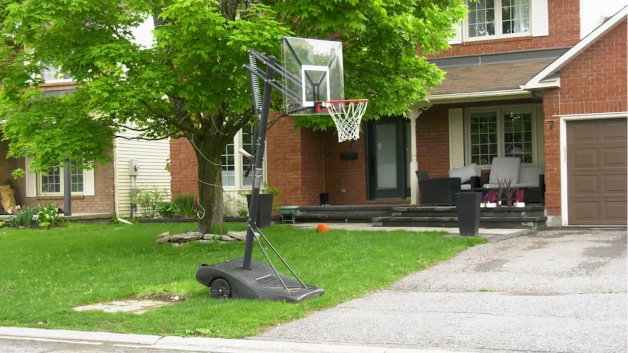 Stittsville basketball nets called for technical foul over placement