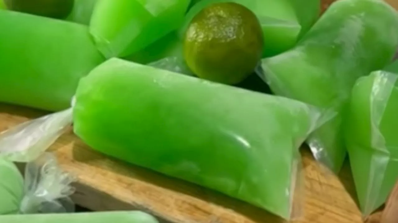 Aprende a hacer unas ricas bolis de limón natural para refrescarte de las altas temperaturas