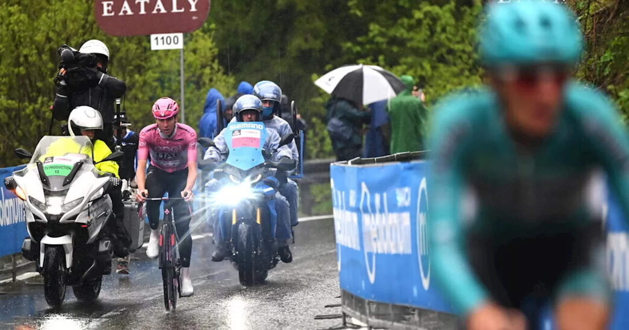 Giro d'Italia, la vittoria di Tadej Pogacar e quell'auspicio rosa tra le mani di Giulio Pellizzari