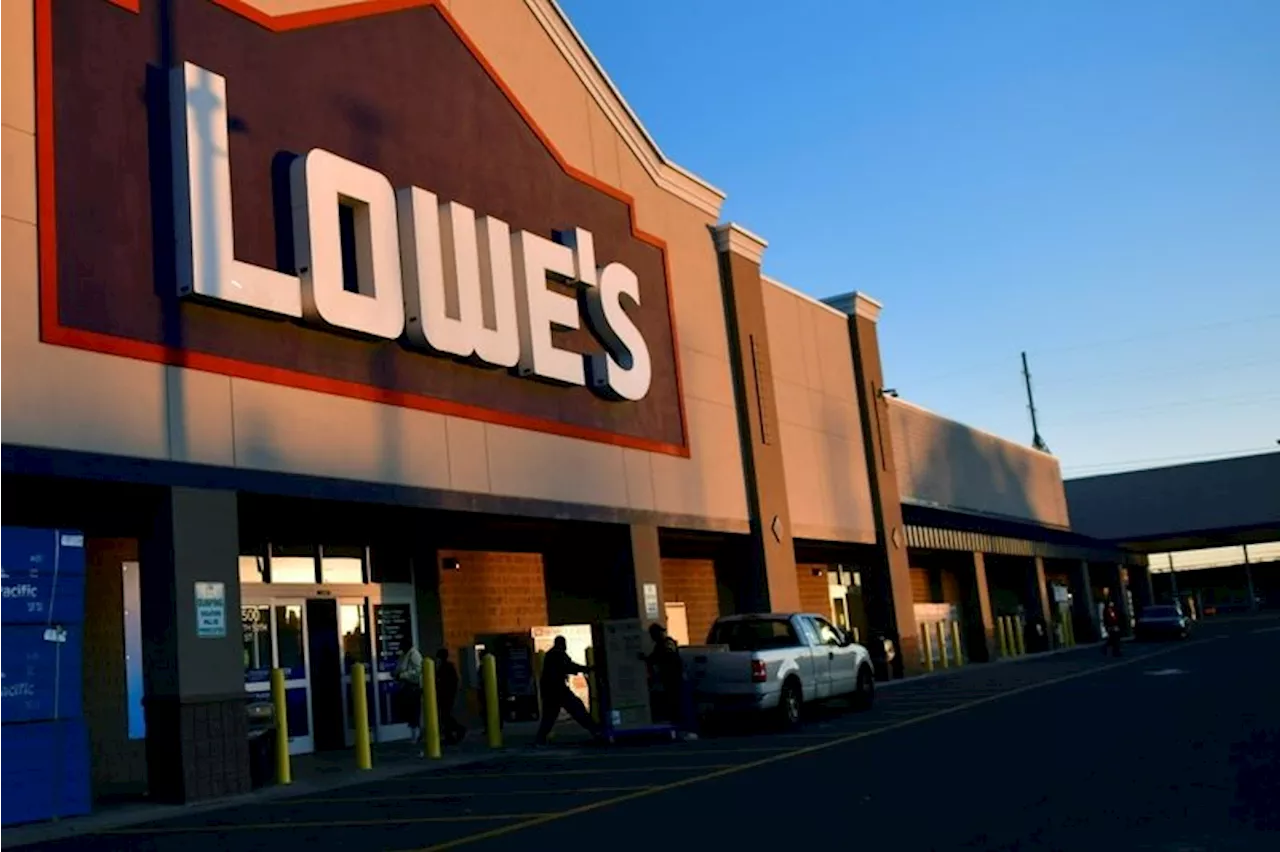 Lowe's, Macy's, Xpeng rise premarket; Palo Alto, Zoom fall