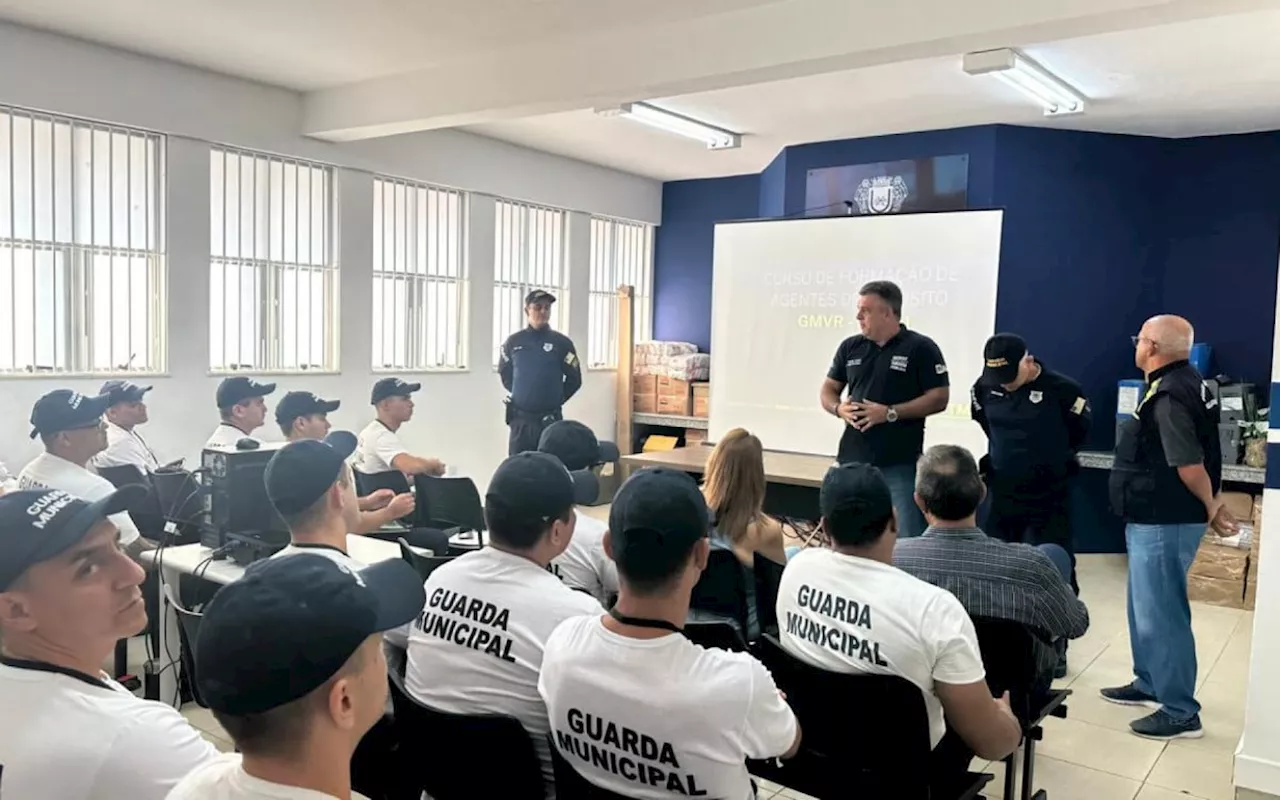 Novos guardas municipais passam por curso sobre trânsito em Volta Redonda