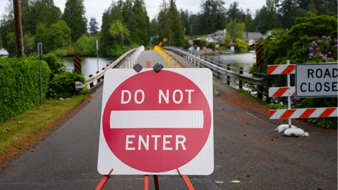 Lakewood bridge closed after 'high rate of deterioration' found in wood beams