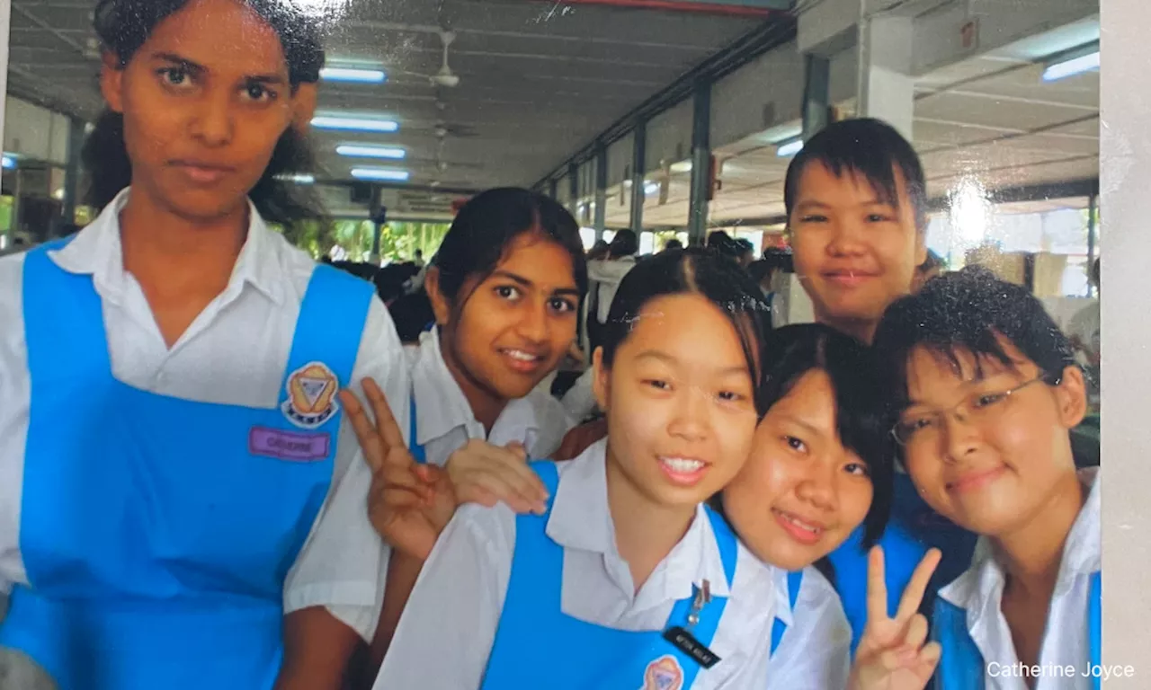 An Indian girl in SJKC, the only Malay in college