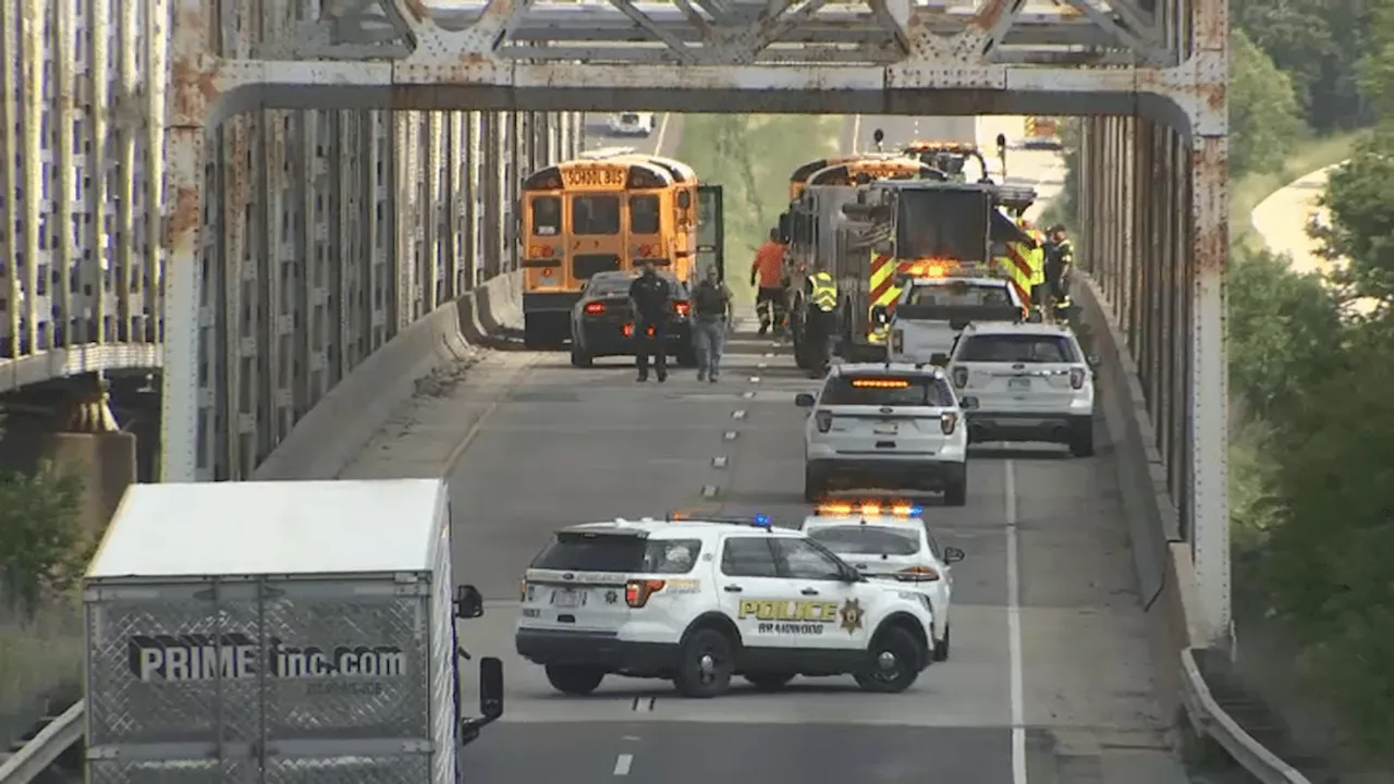 What happened as 3 school buses crashed while taking kids on Six Flags field trip