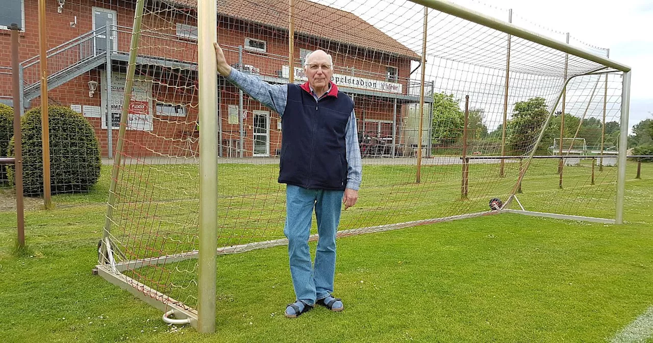 Wie dieser Mann früh das Talent von Arminia-Legende Klos entdeckte