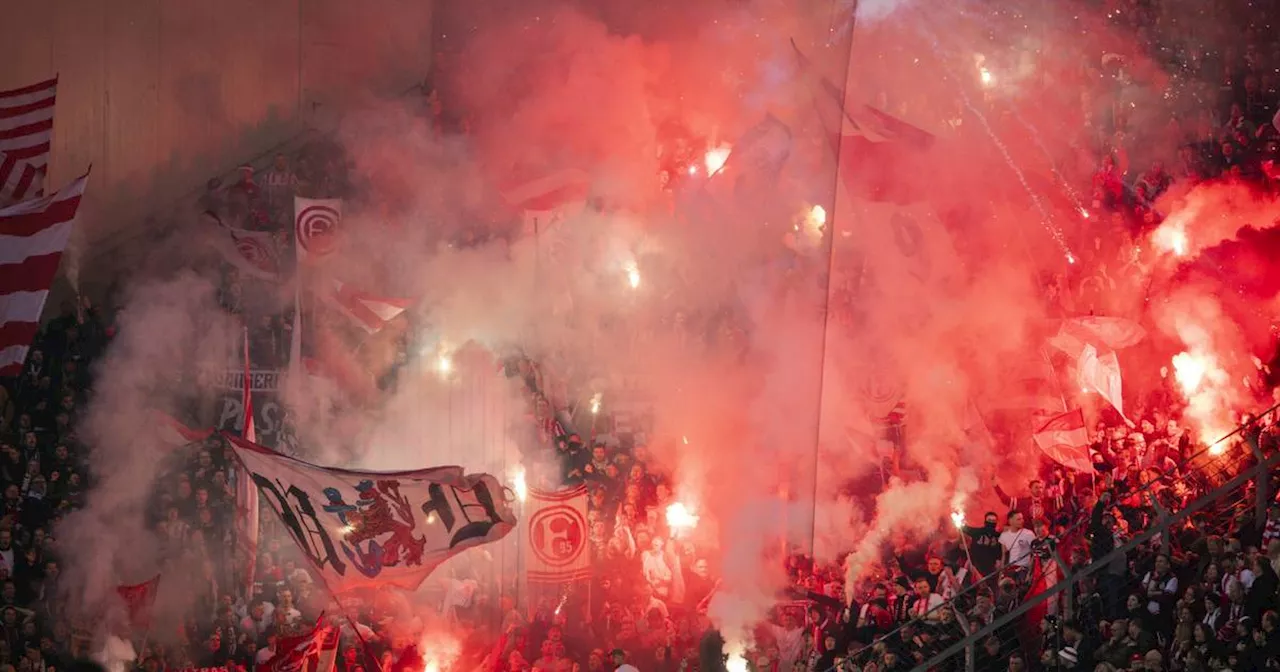 Fortuna Düsseldorf: Relegation gegen den VfL Bochum - so reagieren die Fans