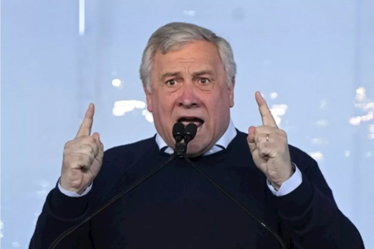 Pour Rome, il est 'inacceptable' de mettre le Hamas et Israël sur le même plan