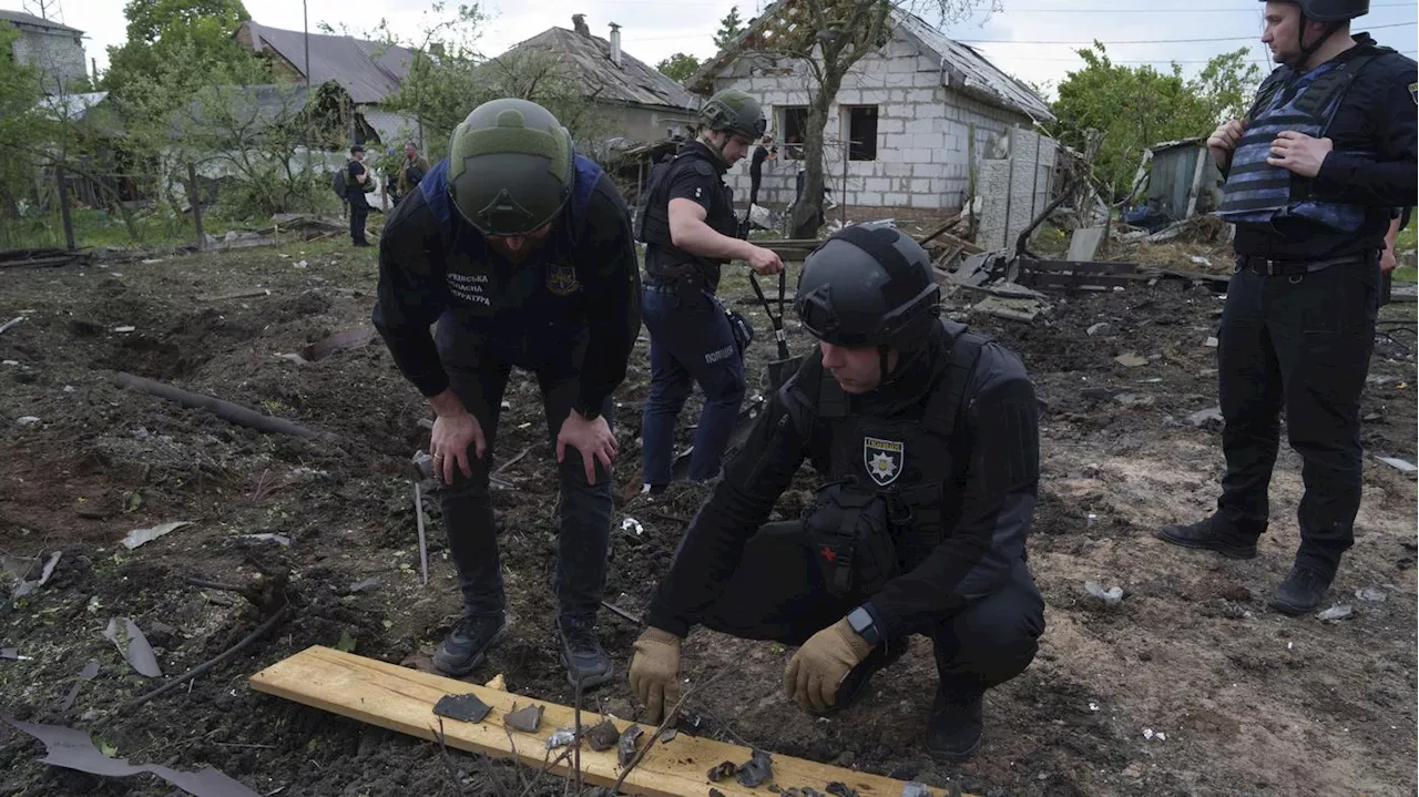 Ukraine-Invasion Tag 817: Russlands Gleitbomben verwüsten die Ukraine