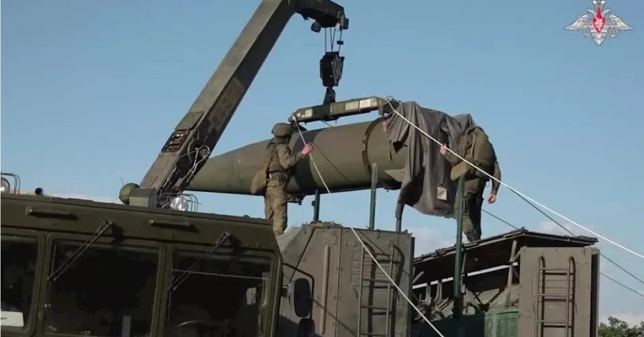 Rússia inicia exercícios táticos com armas nucleares perto da Ucrânia