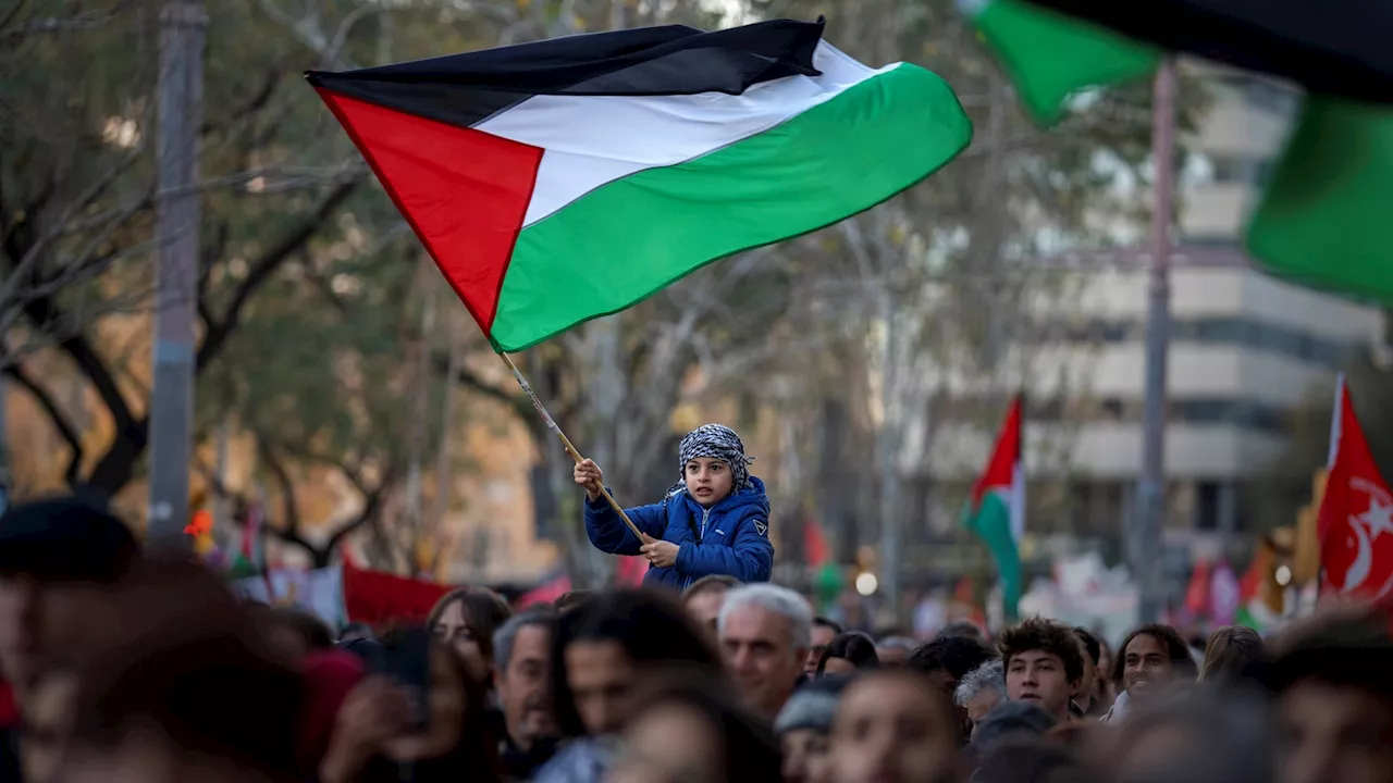 Spain, Ireland and Norway say they will recognize a Palestinian state