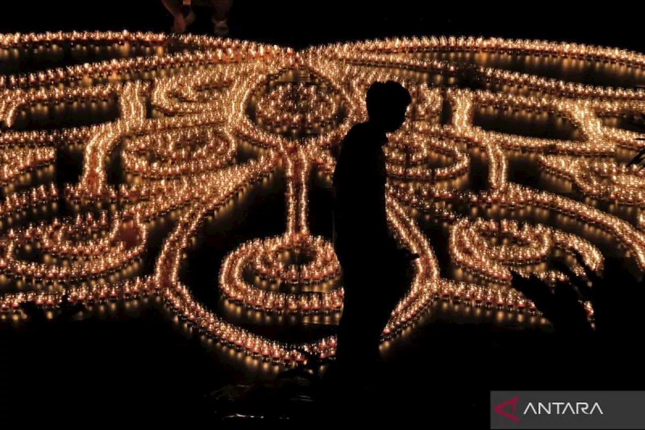 Pentas seni rangkaian Hari Raya Tri Suci Waisak di Borobudur