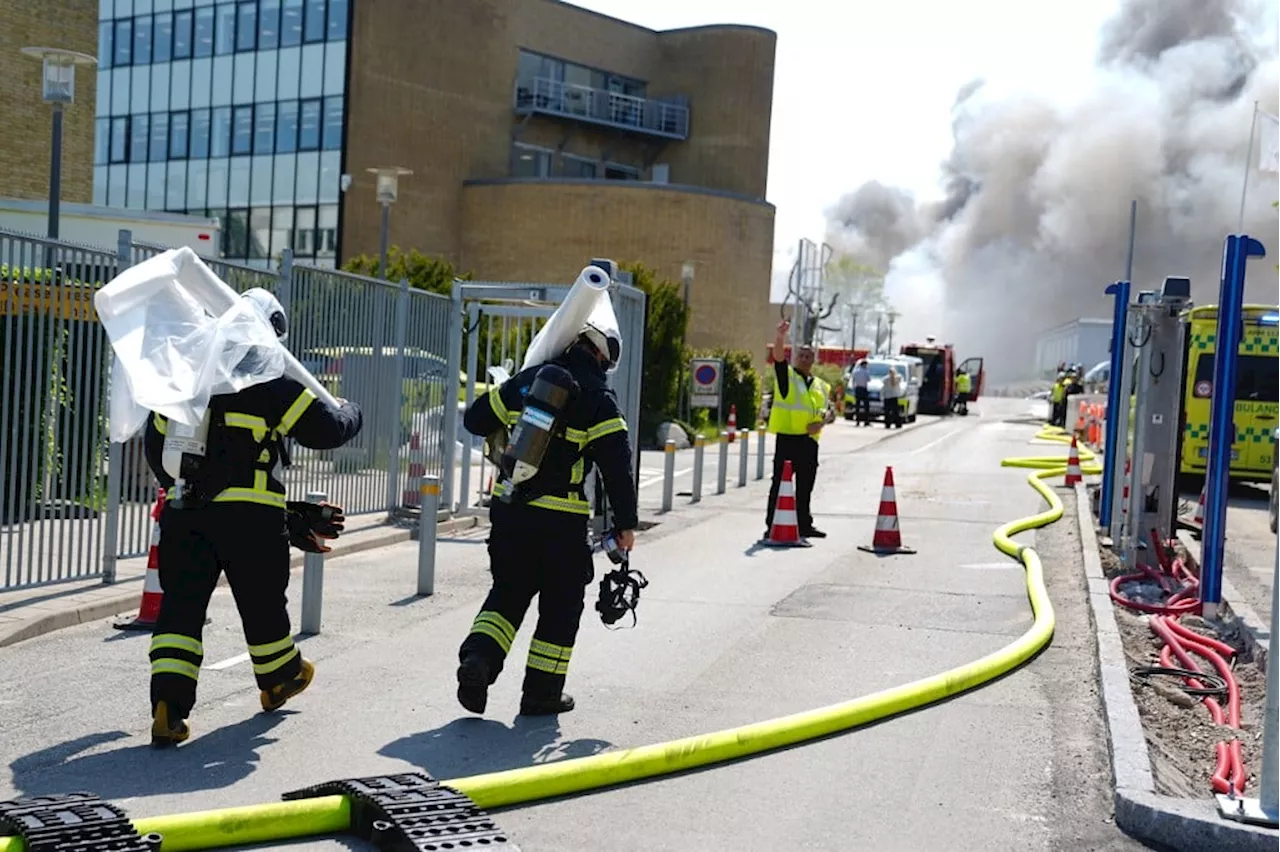 Grande incêndio atinge escritórios da farmacêutica que fabrica Ozempic na Dinamarca