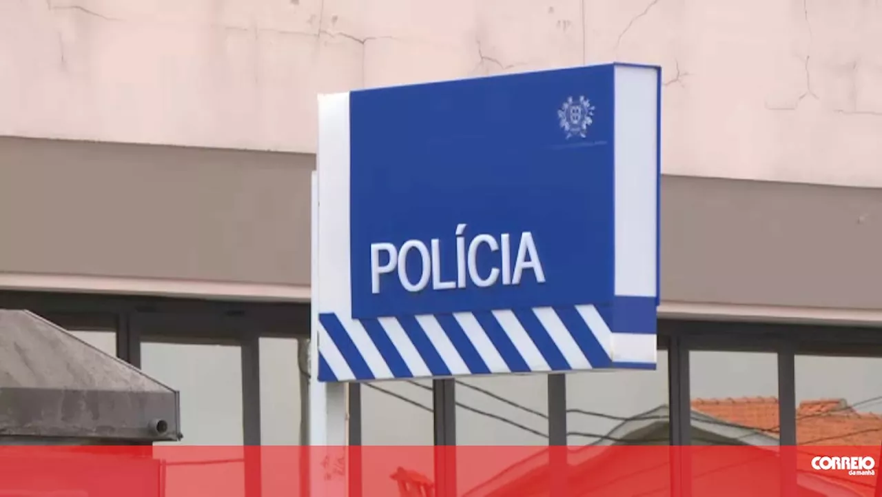 Agente da PSP injuriado e pontapeado nos genitais por mulher em supermercado de Matosinhos