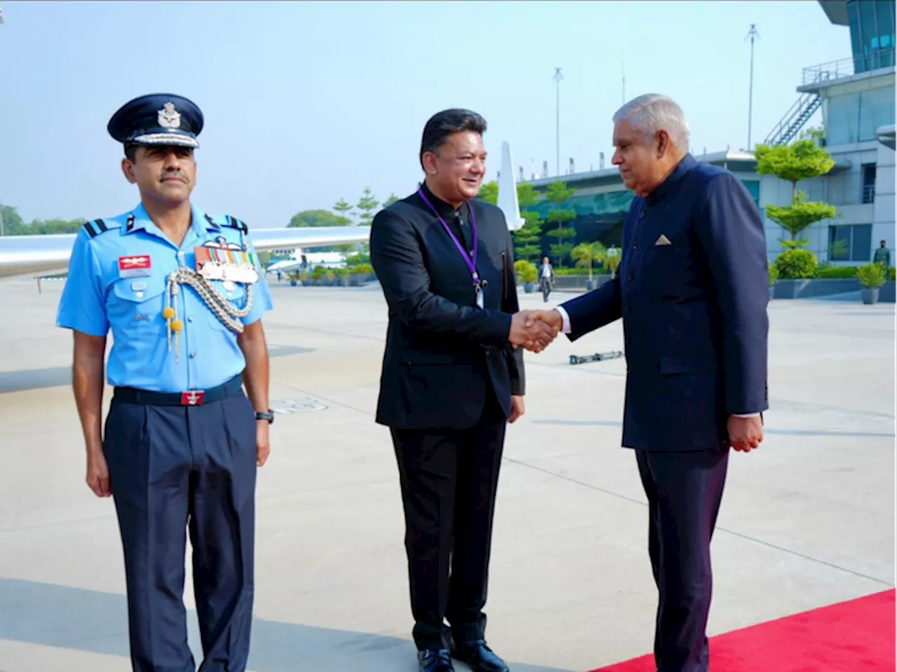 उपराष्ट्रपति धनखड़ ईरान रवाना: रईसी के अंतिम संस्कार में शामिल होंगे, 23 मई को किया जाएगा सुपुर्द-ए-खाक