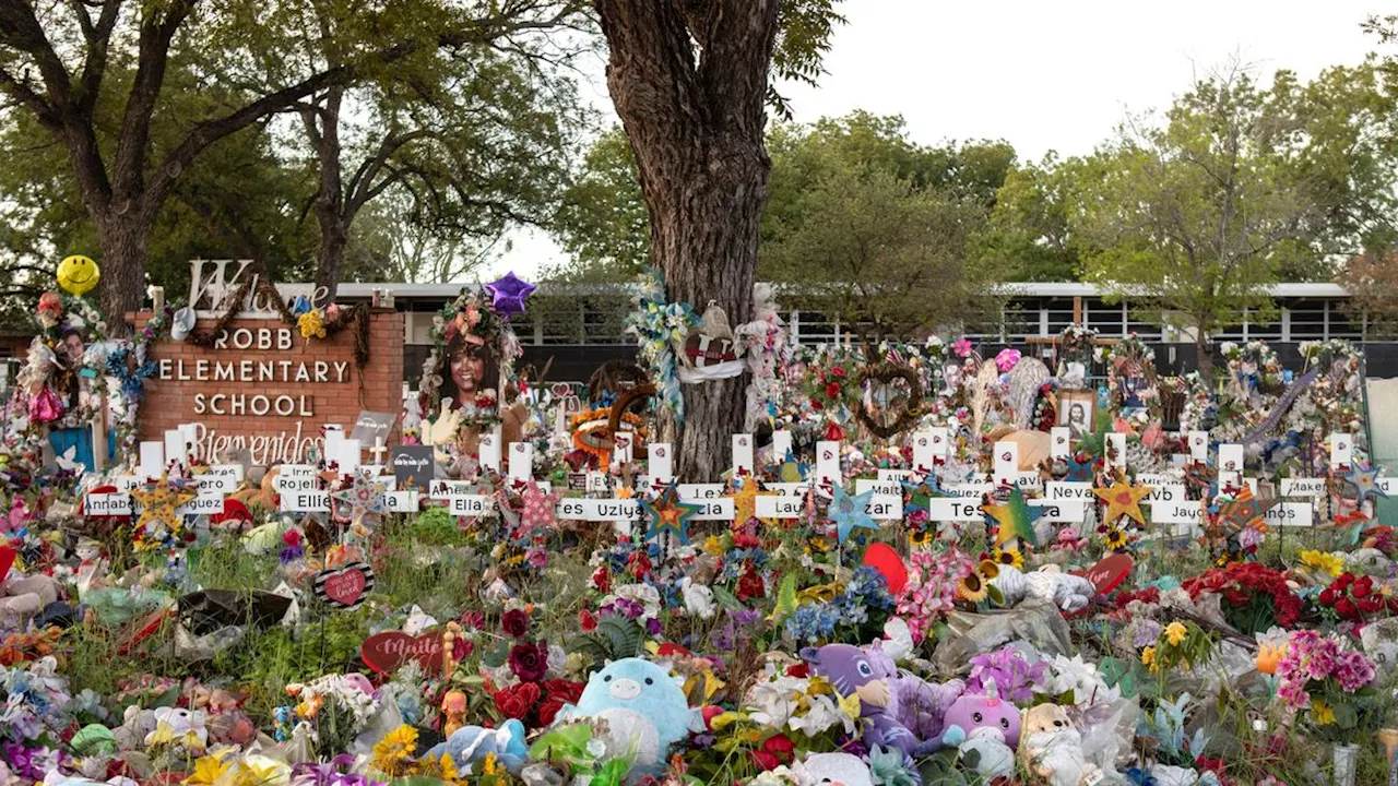 Amoklauf an Grundschule in Texas: Uvalde eignet sich mit Opferfamilien auf Entschädigungen und Polizeireform