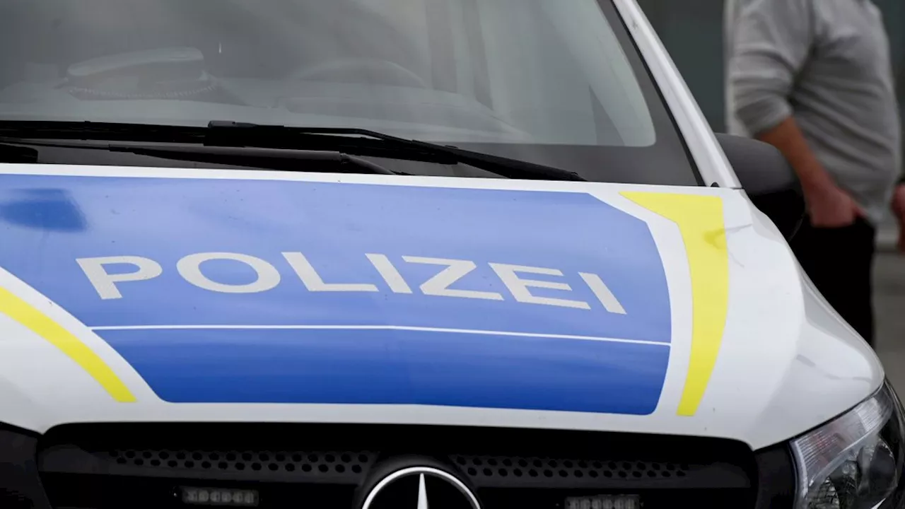 Tat in Mönchengladbach: Jugendliche verprügeln 13-Jährigen und stellen Video davon ins Internet