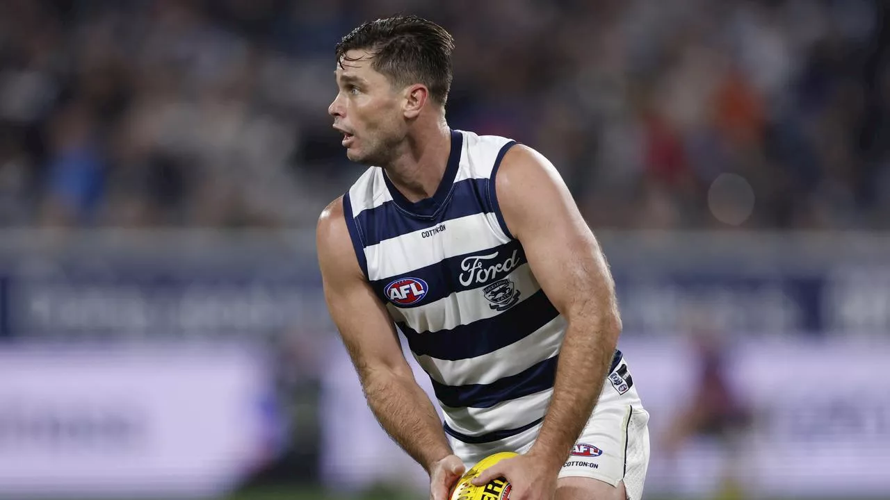 Players, coaches back shorter games amid AFL injury crisis — but champ fears it’d backfire