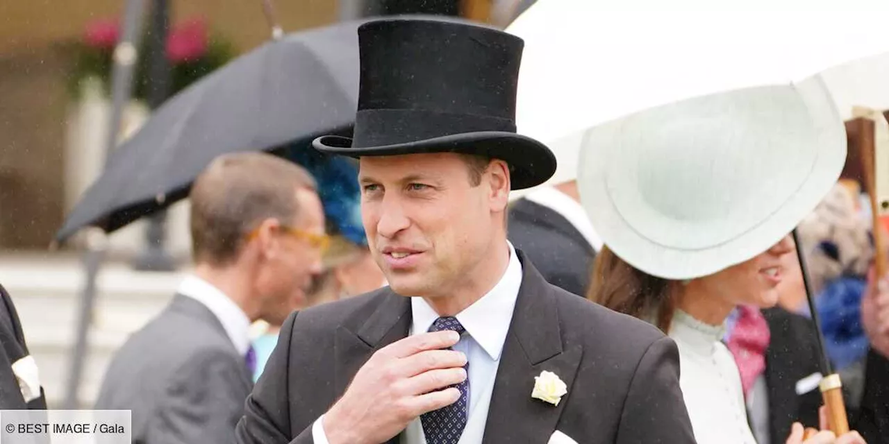 Garden Party à Buckingham Palace : le prince William apparait tout sourire avec un haut-de-forme