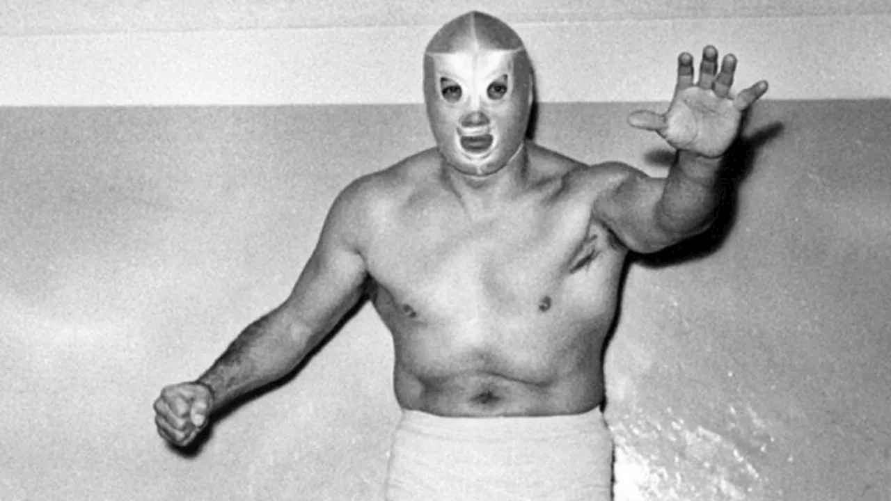 El Hijo del Santo se retira: ¿cómo se llama el famoso luchador enmascarado de plata?