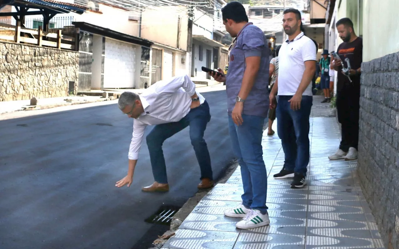 Prefeito Rodrigo Drable acompanha obras de pavimentação no bairro São Silvestre