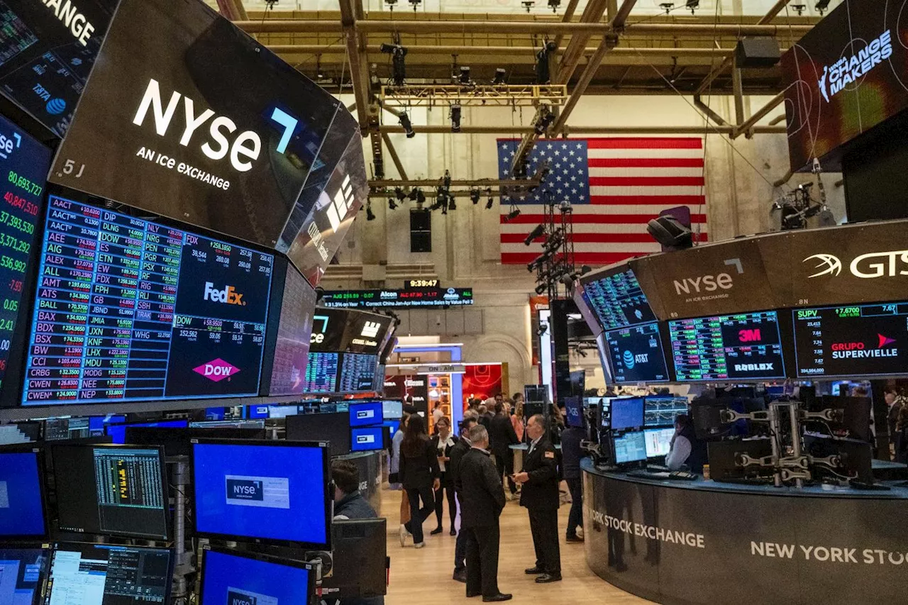 Wall Street termine en hausse, nouveaux records pour le Nasdaq et le S&amp;P 500