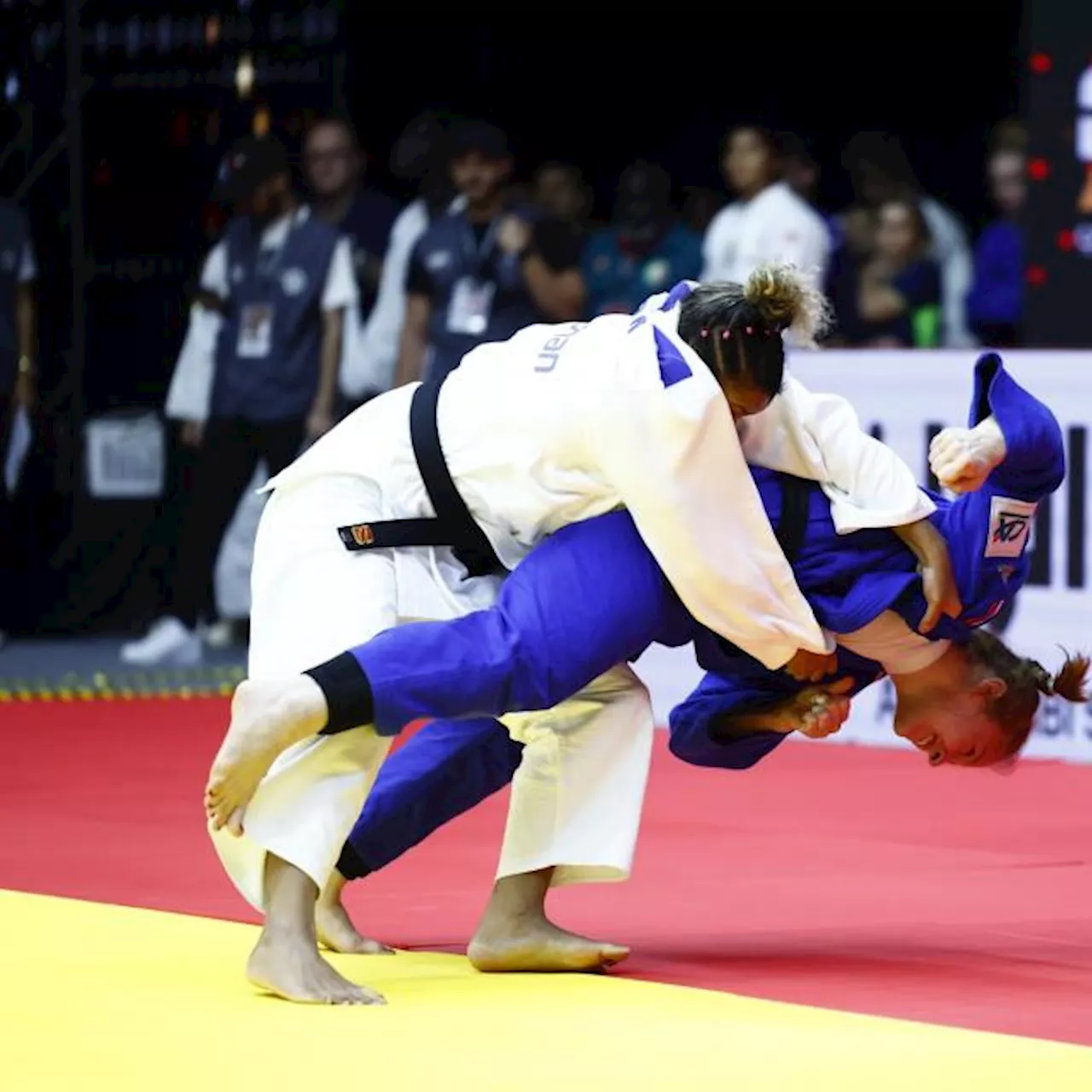 Mondiaux : une finale entre les Françaises Gahié et Pinot, Malonga et Tcheuméo visent le bronze