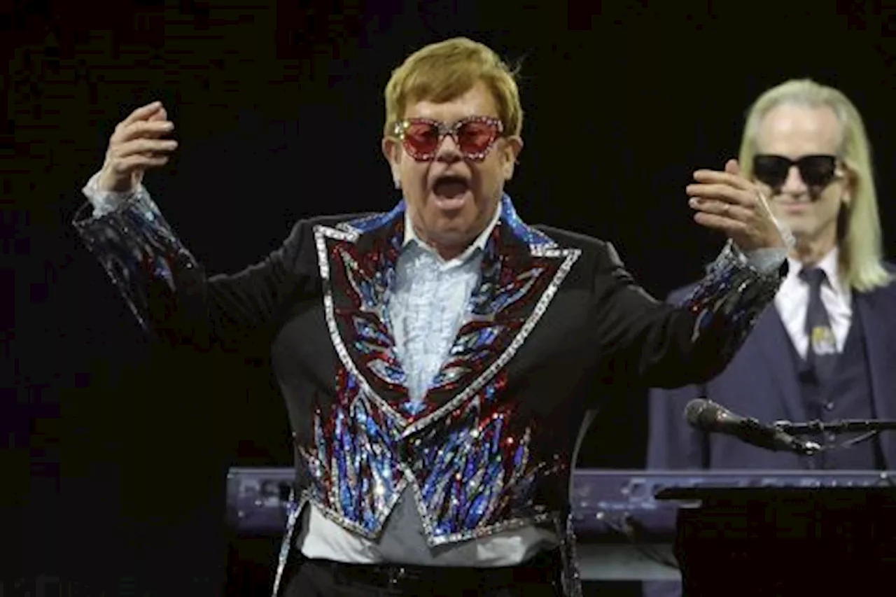 Elton John Bersiap Rilis Album Baru Bersama Bernie Taupin