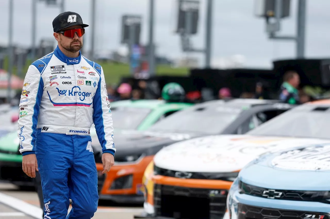 NASCAR fines Stenhouse, suspends three others for post-race fight