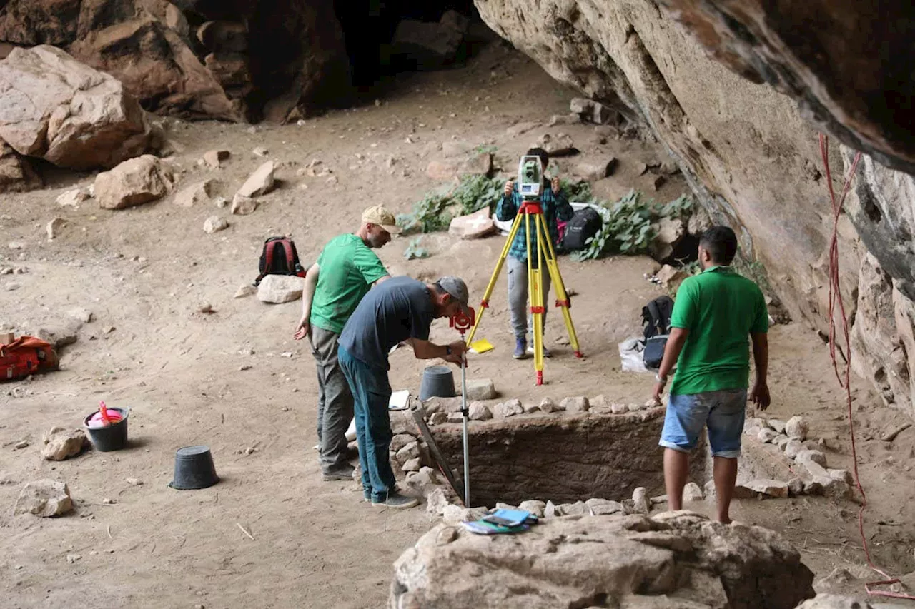 Early humans took northern route to Australia, cave find suggests