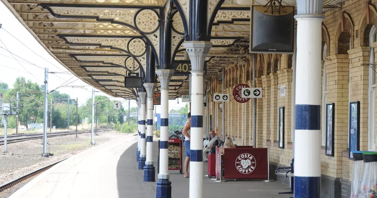 Person hit by train between Retford and Newark as train lines blocked