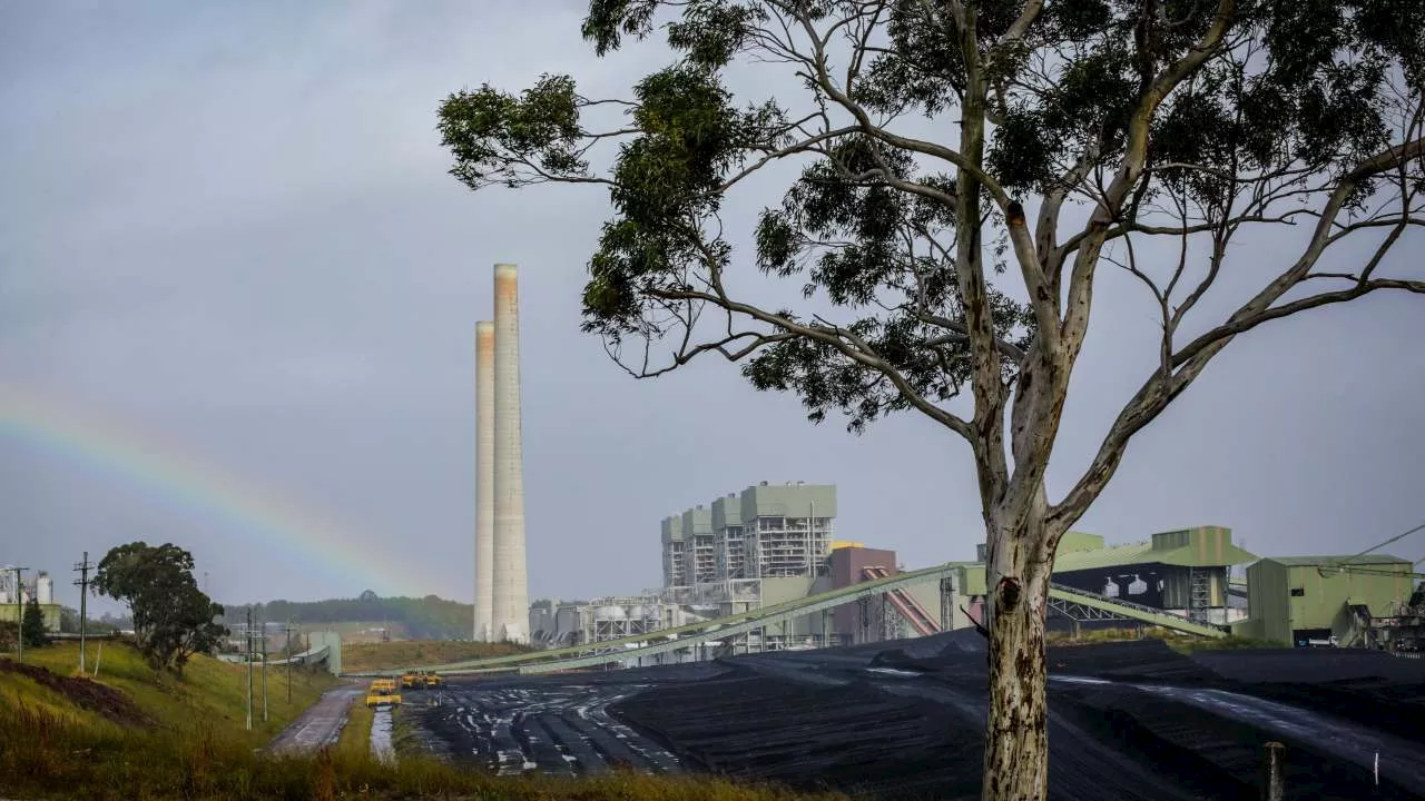 NSW govt delays closure of coal-fired Eraring Power Station for at least two years