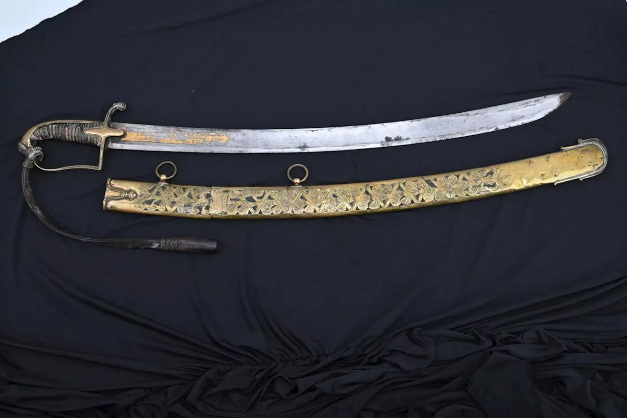 Un sabre de Napoléon Bonaparte à vendre aux enchères à Bordeaux