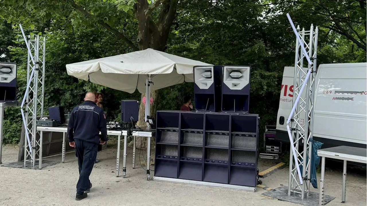 Illegale Raves und Glasflaschen in Berliner Park: Das Pfingstwochenende hinterließ eine vermüllte Hasenheide