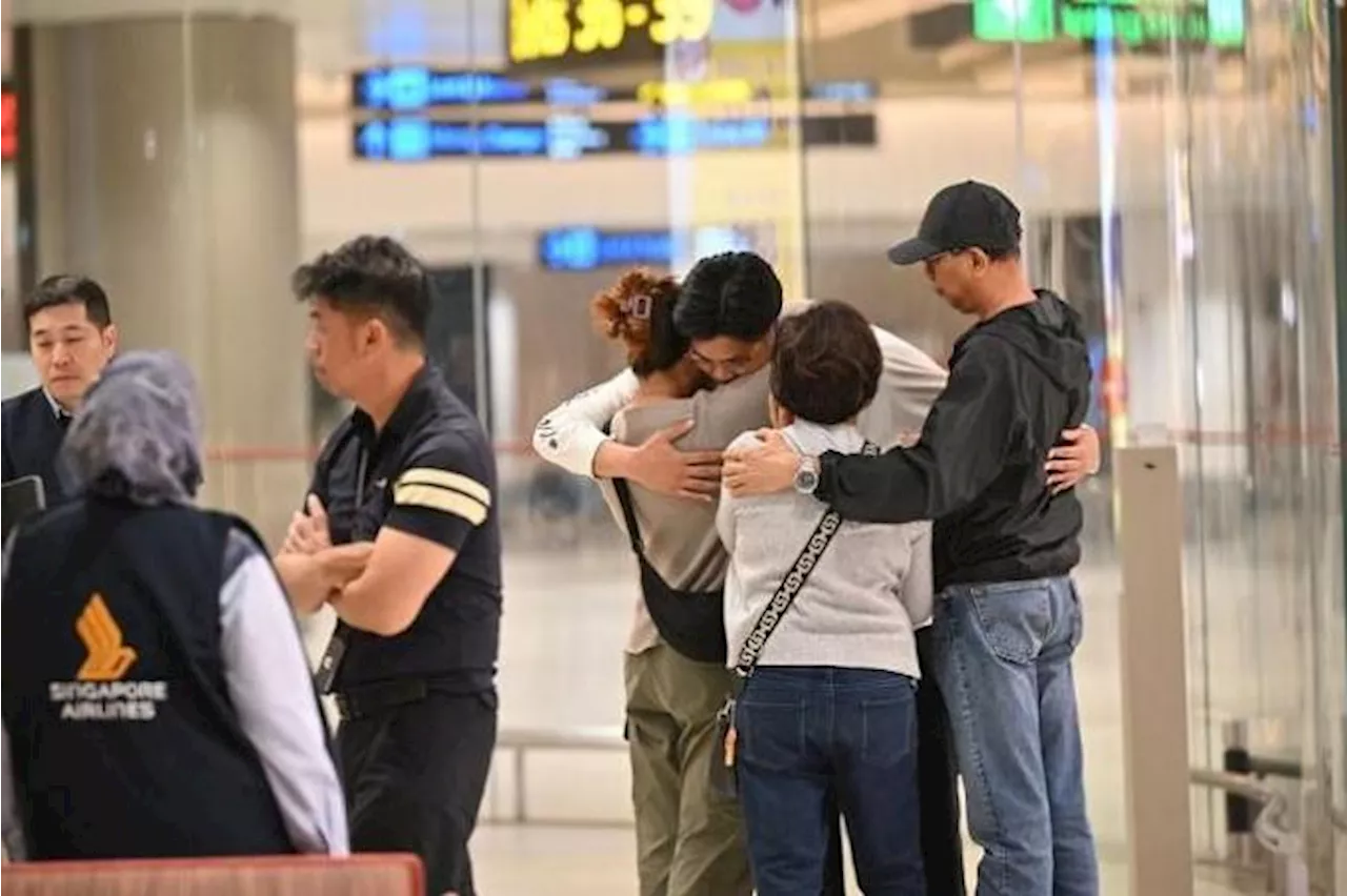 SQ relief flight from Bangkok arrives in Singapore at 5am