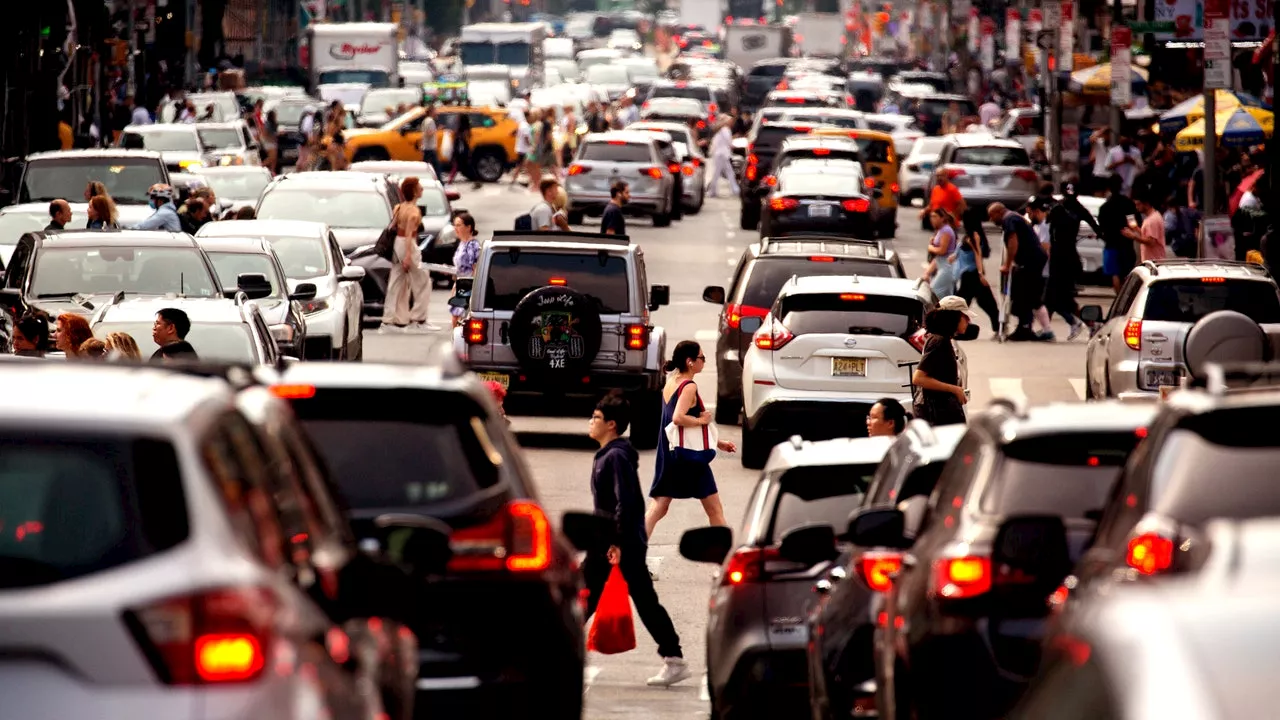 Hamptonites Are Losing It Over the Congestion Pricing Program