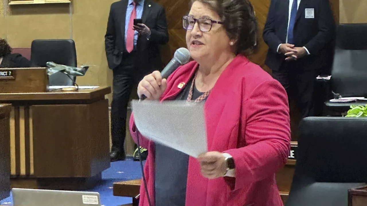 Arizona Senate advances proposed ballot measure to let local police make border-crossing arrests