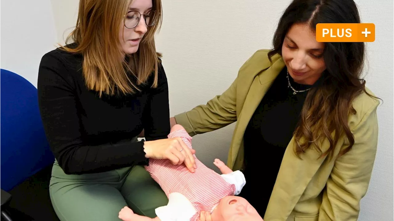 Erste Hilfe bei Kindern: Zwei Augsburgerinnen klären Eltern auf