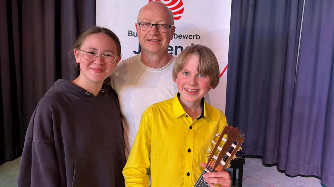 Friedberger Gitarrenklasse glänzt beim Bundesfinale Jugend musiziert