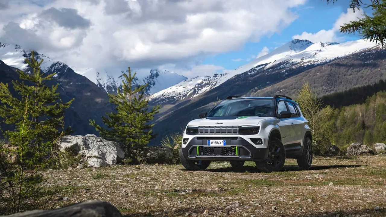 Jeep Avenger fährt als Mild-Hybrid bald auch mit Allrad