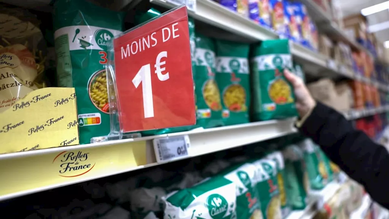 Déflation: les prix baissent en grandes surfaces pour la première fois depuis 2021